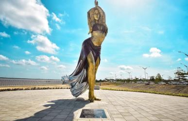 Estatua de Shakira se devela en Barranquilla, Colombia ¡Nuevo sitio turístico!