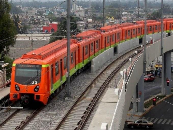 Cabe destacar que, el Metro siempre requiere de personal calificado para realizar diversas tareas, ya sea como conductores, personal de limpieza, administrativos, vigilancia y seguridad industrial. Foto: Café de las Ciudades.