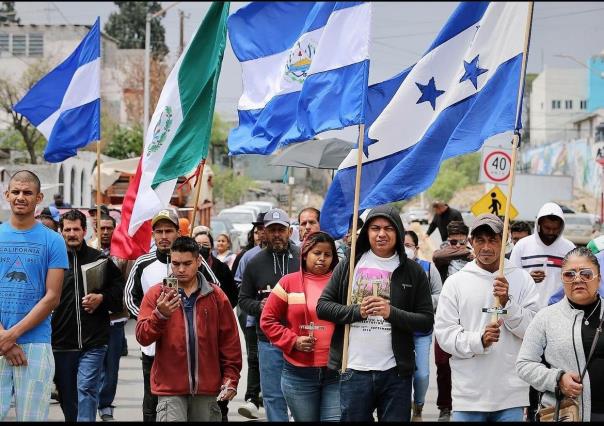 Autoridades de EUA se ensañan contra los migrantes: Obispo de Saltillo