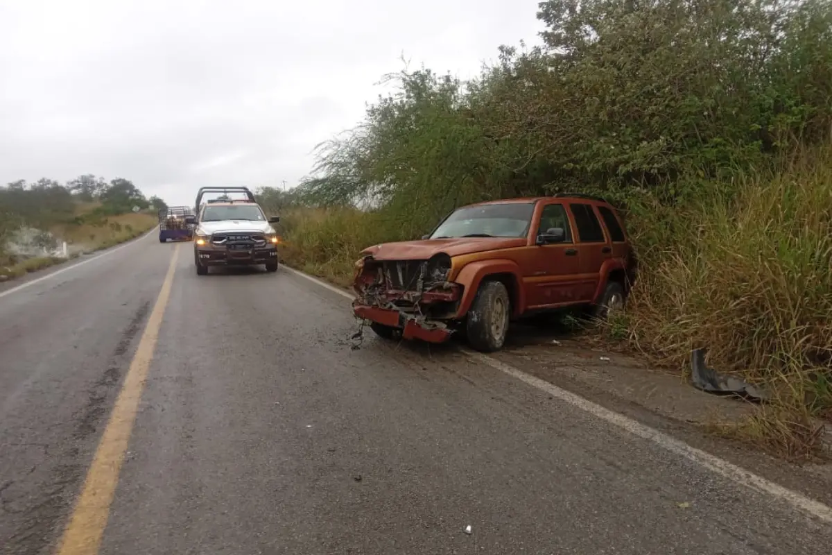 Circulación cerrada en la Costera del Golfo por accidente