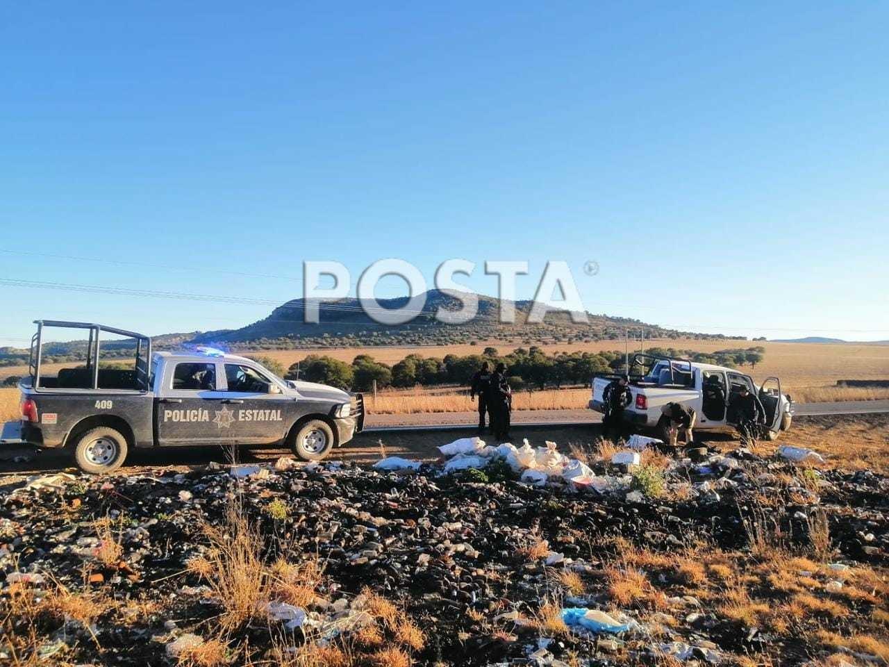 El cuerpo de una persona fue localizado a pocos metros de rodamiento de la carretera que va al municipio de Ocampo. Foto: Especial.