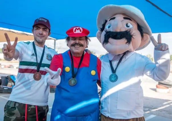 El día que Armando Guadiana se disfrazó de Mario Bros