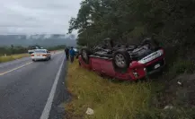 Iban para Antiguo Morelos y sufren volcadura