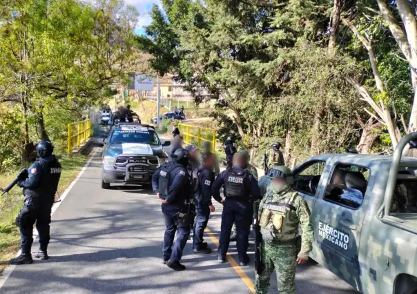 Retiran taxistas bloqueo en Sultepec, liberan vialidad