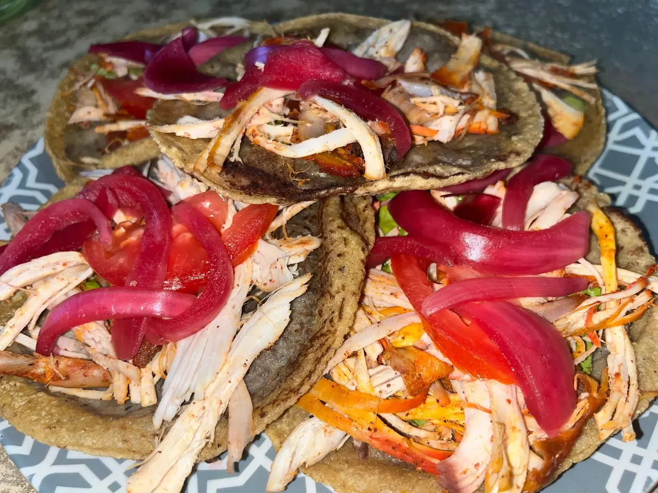 Antojitos típicos de Yucatán. Foto: Omar Xool Montelongo