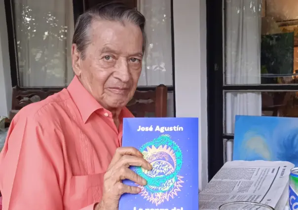 El escritor mexicano José Agustín, recibe la extremaunción