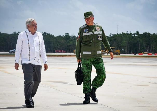 Niega AMLO militarización por participación de Fuerzas Armadas en Obras Públicas