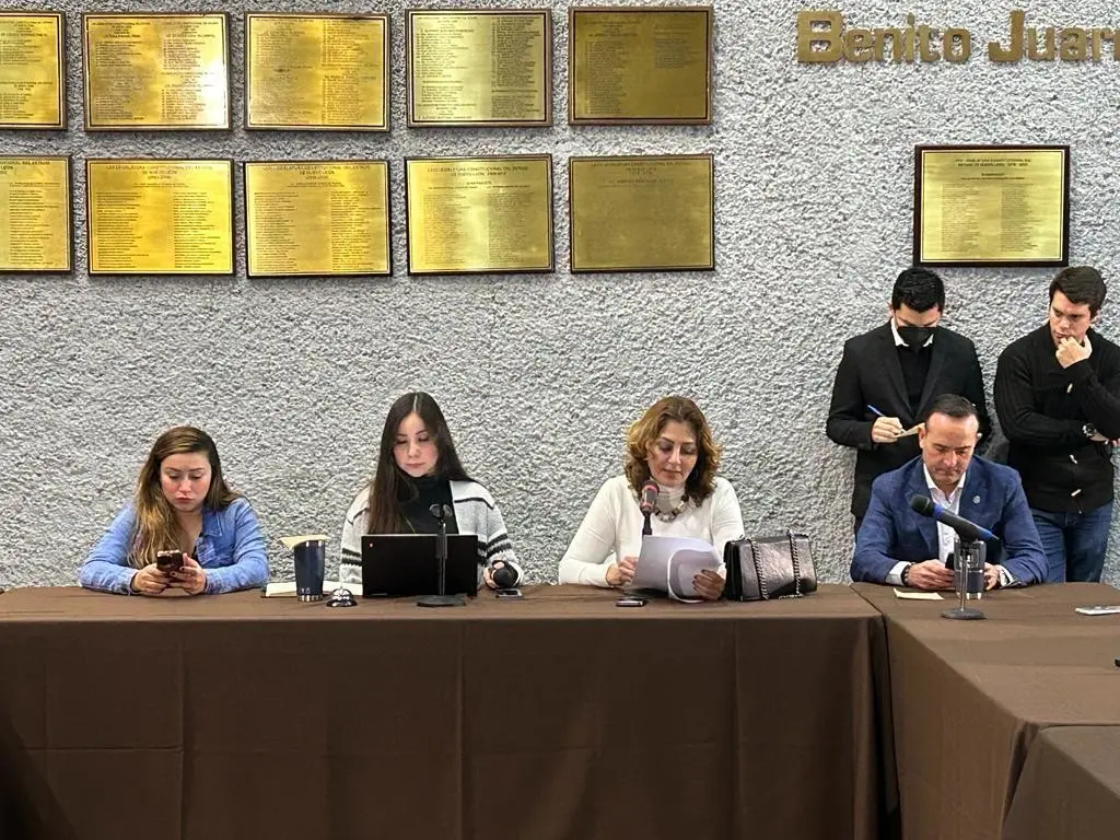 Inicia Congreso análisis para sancionar a El Bronco