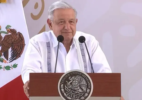 AMLO es nombrado héroe nacional en Motul Yucatán