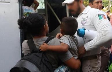 Se disuelve caravana migrante en Chiapas; se entregan al INM