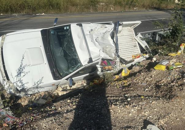 Nuevo accidente en la Mérida-Cancún sin fatales consecuencias