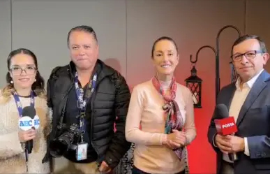 Felicita Claudia Sheinbaum a las y los periodistas durante gira en Nuevo León