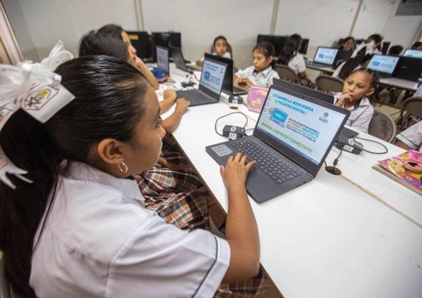 Más escuelas yucatecas ya cuentan con internet en sus aulas