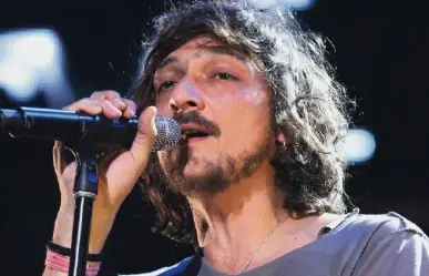 León Larregui denuncia en redes sociales que fue golpeado en un antro de París