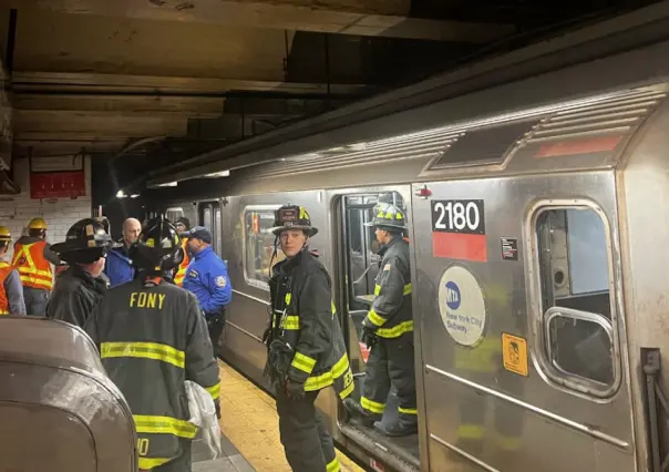 Chocan trenes en el Metro de Nueva York, hay 26 heridos