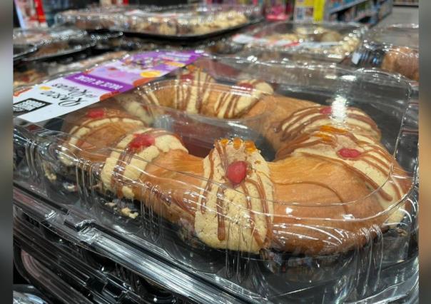 ¡No son tacos! Venden Rosca de Reyes rellena de bistec y trompo