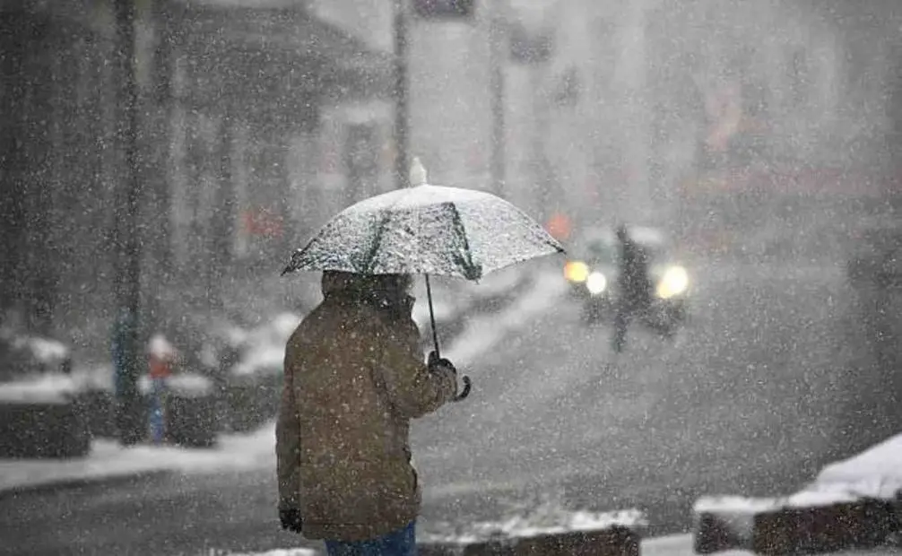 El Servicio Meteorológico Nacional (SMN) precisó que, para este día, el frente frío 24 se desplazará sobre el noreste del país. Foto: iStock.