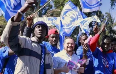 Acarrean a migrantes haitianos para mitin del PAN en CDMX