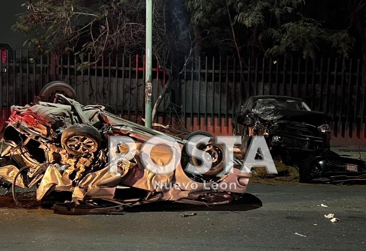 El percance fue reportado en calles de la colonia Valle Verde frente a la Clínica 34 del IMSS. Foto: Raymundo Elizalde.