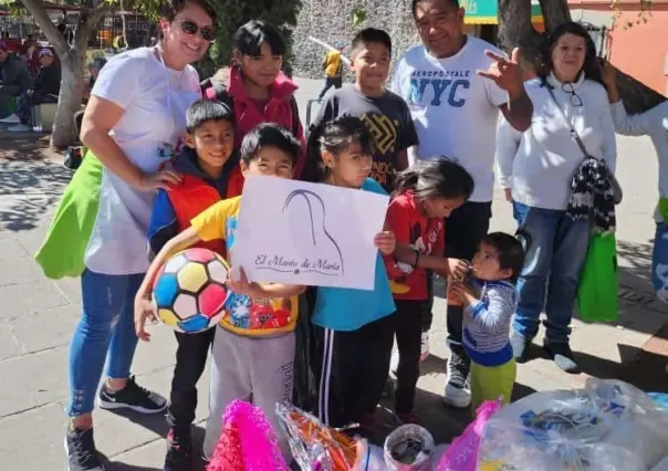 Dulces, piñatas y juguetes son entregados a niños de escasos recursos