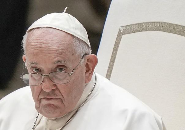 Papa Francisco pide prohibir vientres de alquiler en el mundo