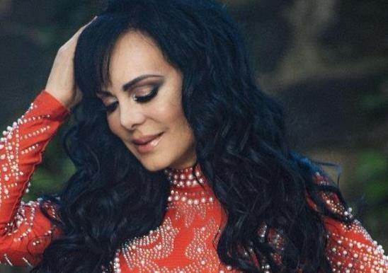 Maribel Guardia deleita pupilas a sus seguidores con fotografías en diminuto bikini Foto: Instagram