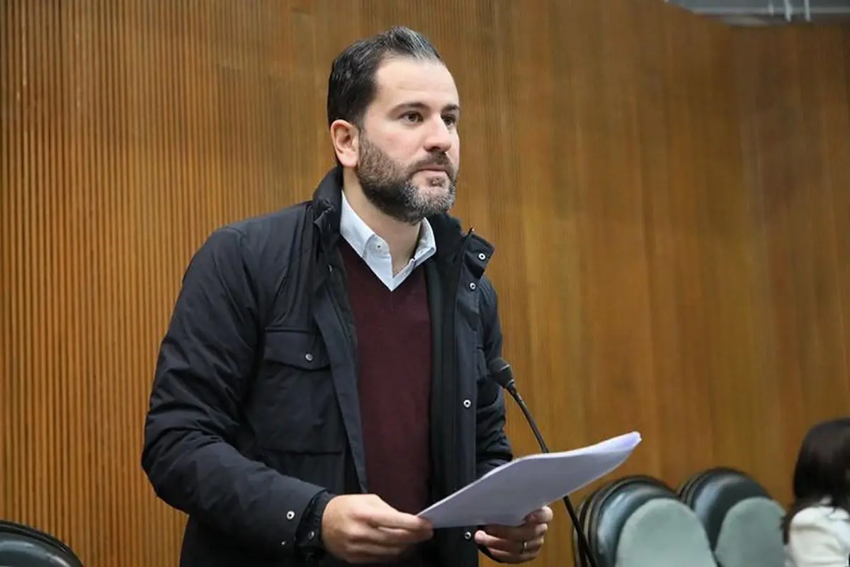 El diputado Raúl Lozano renunció al Partido Verde para sumarse a Movimiento Ciudadano (MC). Foto: Armando Galicia