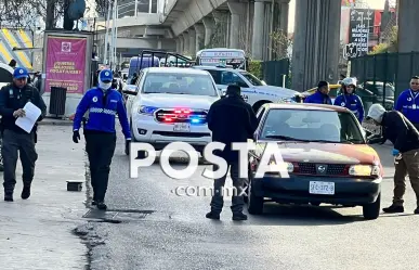 Recuperan auto robado y detienen a conductor en Monterrey