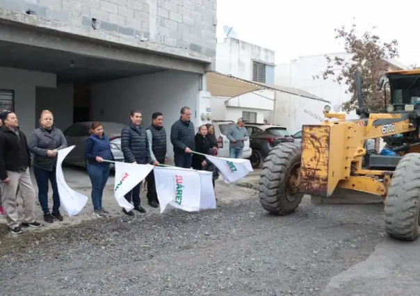 Avanza Paco Treviño con obras de pavimentación en Juárez