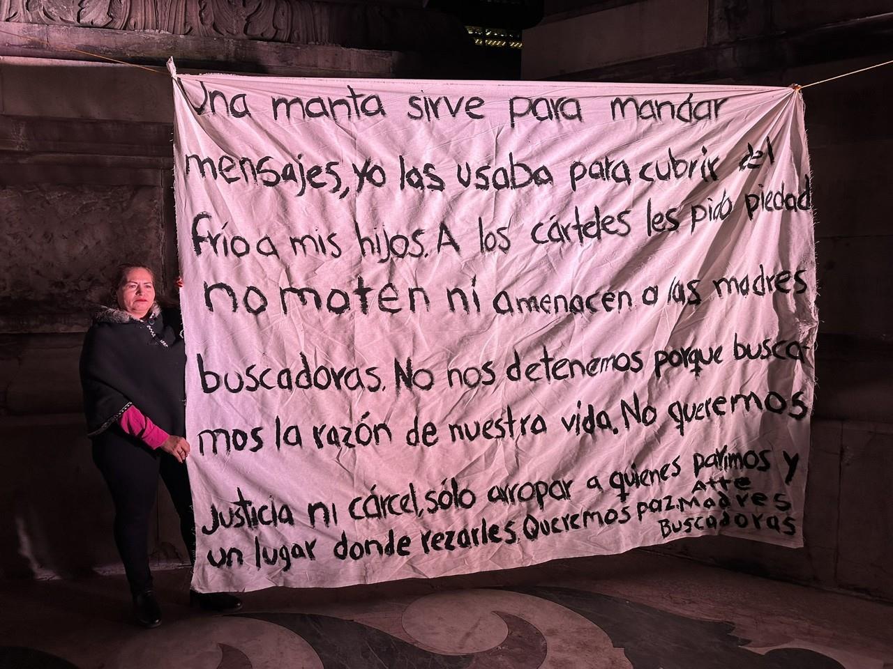 Madres Buscadoras piden piedad a los cárteles: No nos amenacen, no nos maten. Foto:  @CeciPatriciaF