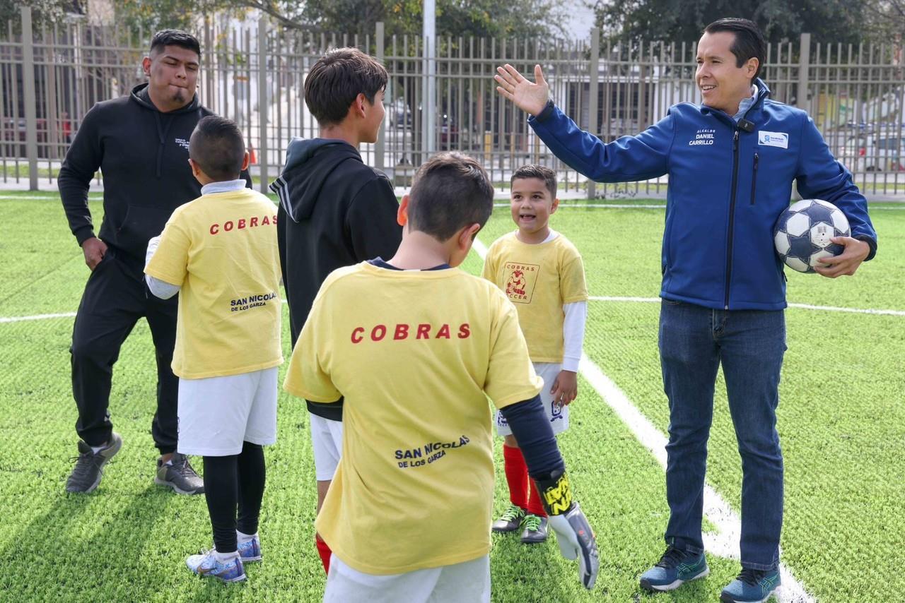 El alcalde Daniel Carrillo informó que esta iniciativa fue posible gracias al apoyo financiero del Club Tigres, en su compromiso por promover la activación deportiva en la comunidad. Foto: Municipio de San Nicolás de los Garza