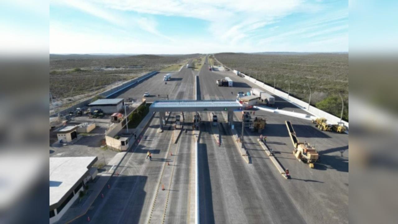 El gobernador de Coahuila, dio el banderazo para indicar con la remodelación de la autopista Premier / Foto: Gobierno del Estado de Coahuila