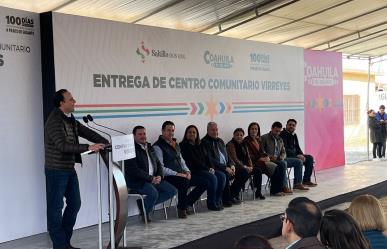Entregan Manolo Jiménez y Chema Fraustro Centro Comunitario Virreyes en Saltillo