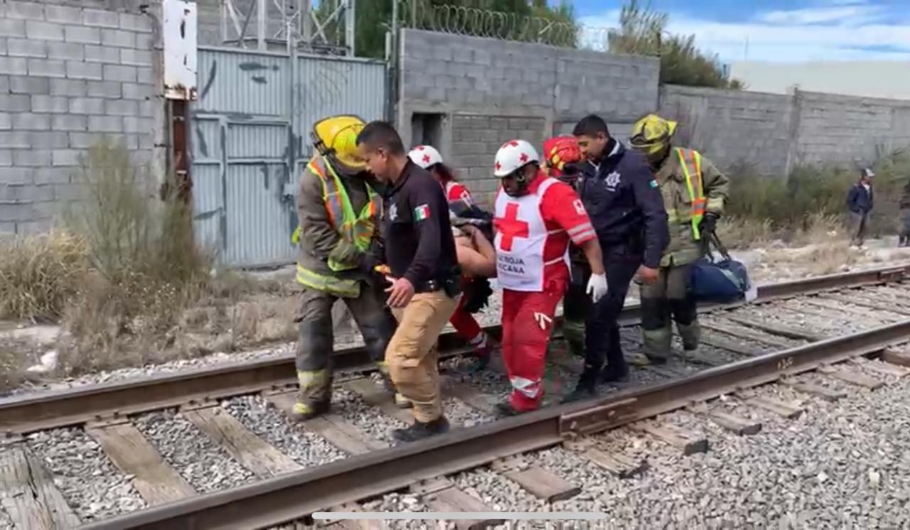 El conductor del camión fue trasladado al Hospital General. (Fotografía: Marco Juárez)