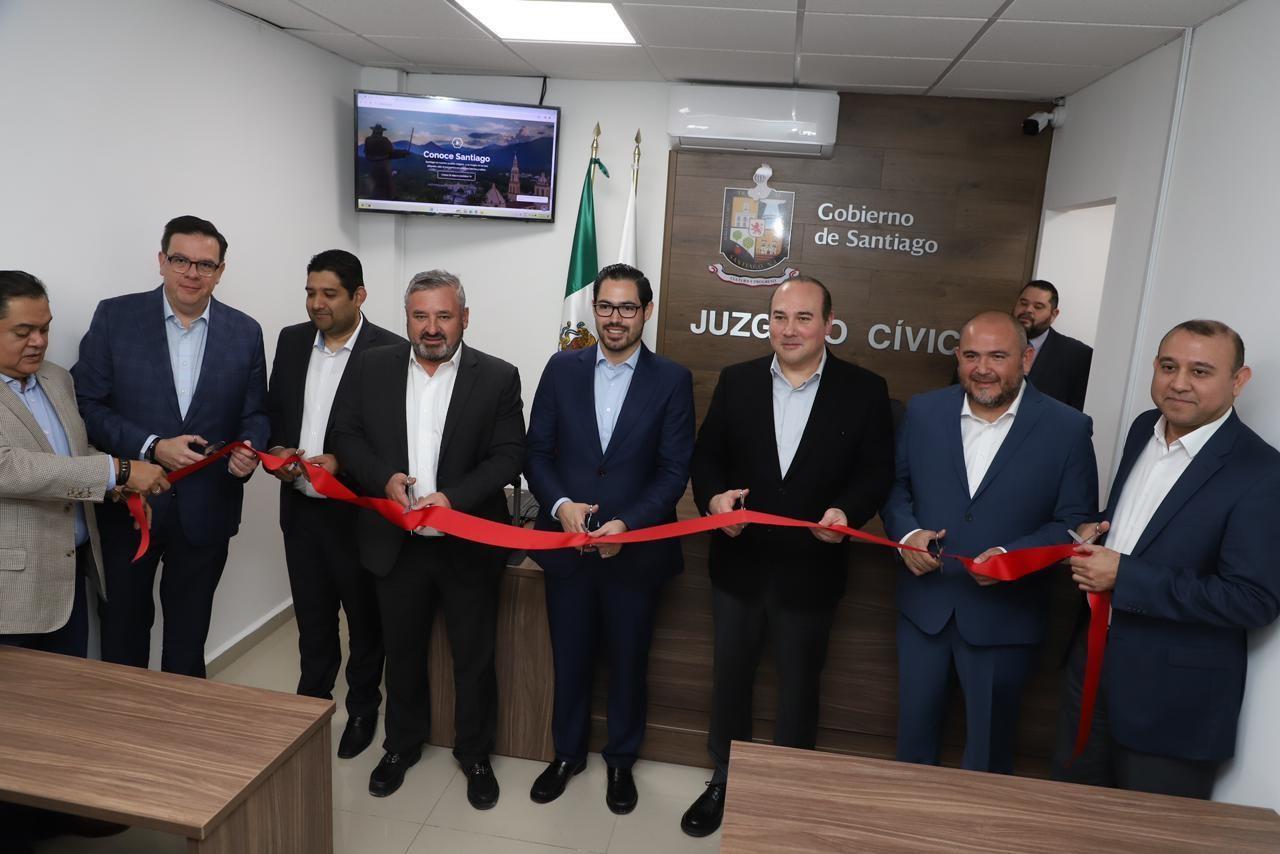 El arranque de las oficinas en Santiago fue encabezado por el magistrado José Arturo Salinas Garza, presidente del Tribunal Superior de Justicia y del Consejo de la Judicatura. Fotos: Cortesía