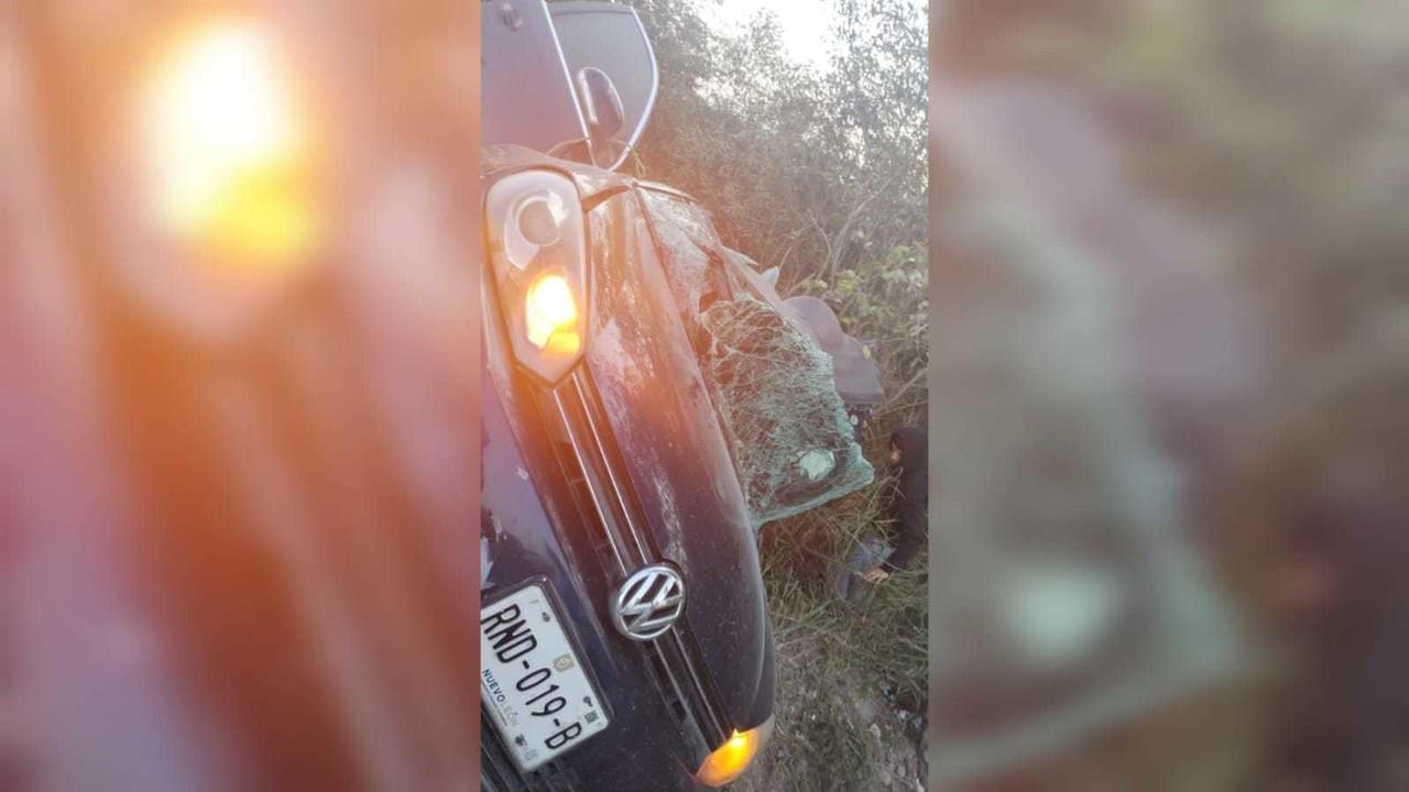 El conductor del auto, de 30 años, aparentemente circulaba a exceso de velocidad. Foto: Raymundo Elizalde