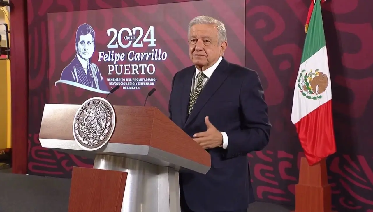 Proyecta AMLO un crecimiento económico del 3.5% en 2024. Foto: Especial