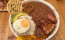 Comida y café colombiano en el Centro de Mérida