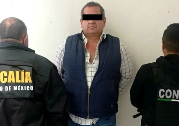 Joaquín N acusado de extorsión a un comerciante, fue detenido en Tlalnepantla.