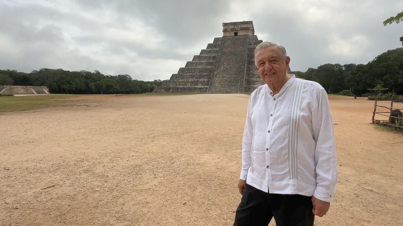 El presidente aprovechó su visita a la zona arqueológica para destacar la magnificencia de esta maravilla del mundo Foto: Gobierno de México
