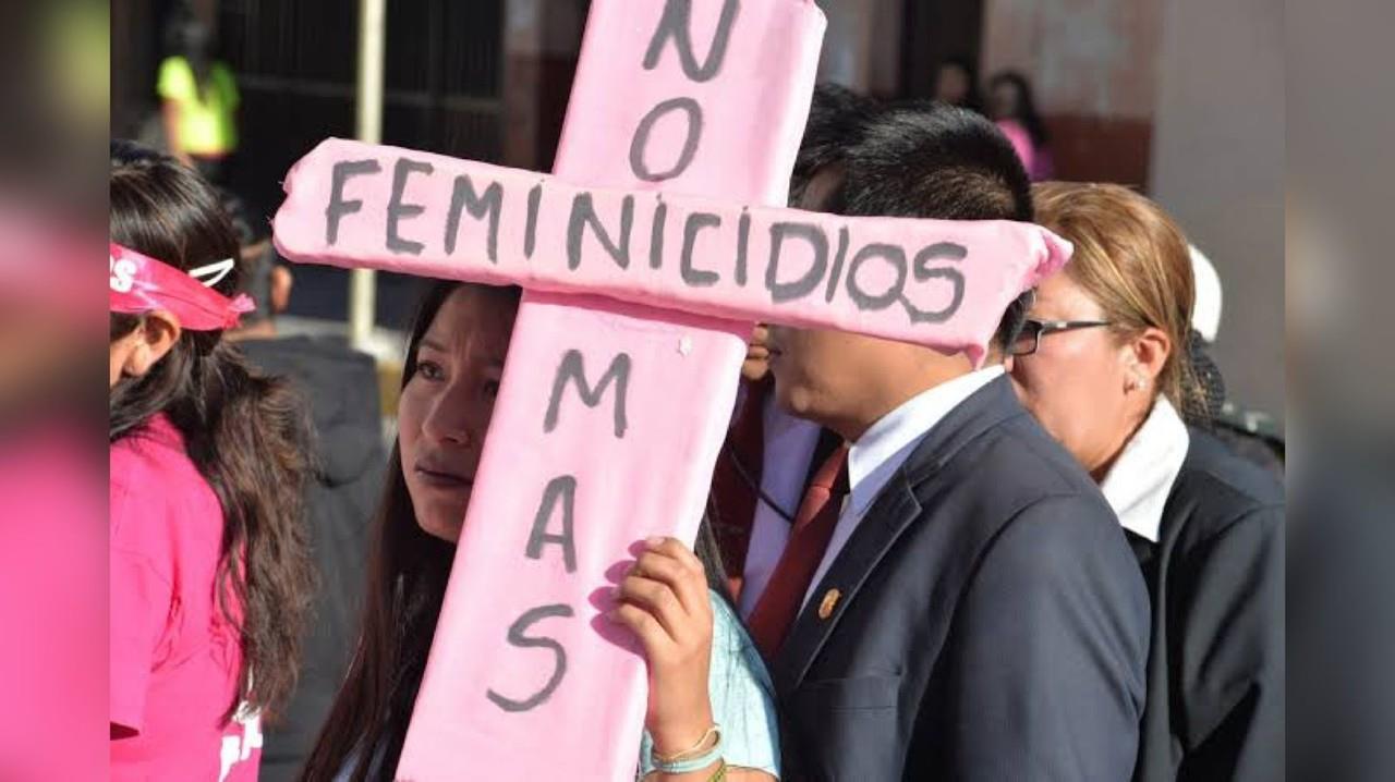 La prevención hacia los feminicidios en México debe incluirse en el sistema educativo, pero comenzar desde casa. Foto: El Búho.pe.