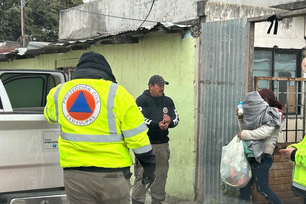 Habilitan refugios temporales ante frío congelante en Tamaulipas