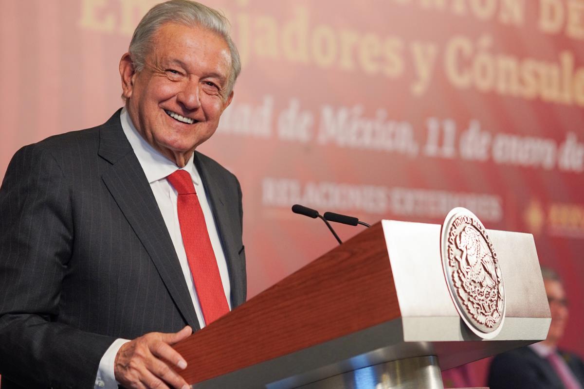 Más austeridad para financiar pensiones: AMLO. Foto: @lopezobrador_
