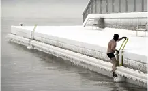 ¿Porqué disfrutan los vikingos sumergirse en el agua helada a -40 grados?