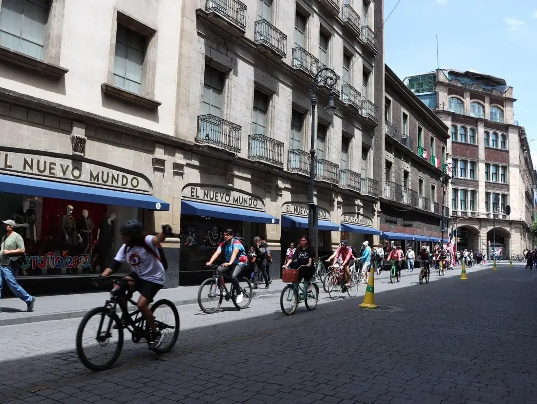 ¡Aprende a andar en bici¡ La CDMX pone a tu disposición las Biciescuelas. Foto: @andreslajous