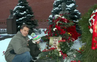 Rehabilitación del busto de Stalin: ¿Un líder heroico en la URSS?