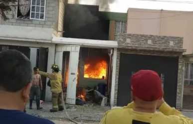 Explosión por fuga de gas destroza casa, deja un herido en Tecámac (VIDEO)