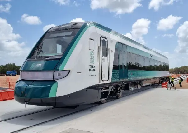 Tren Maya sigue con problemas: Pasajeros trasladados en camiones