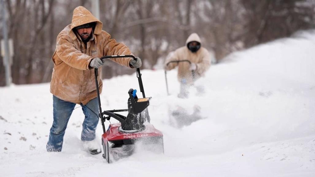 Aumentan tormentas árticas a 70 víctimas mortales en Estados Unidos