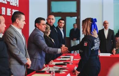 Certifican a 37 nuevos elementos policiales en Tlalnepantla